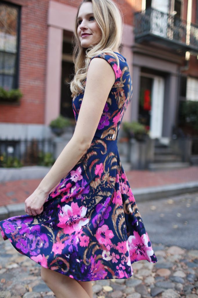 Lifestyle blogger, Leigha Gardner, of The Lilac Press wearing a pink and navy floral Maggy London dress in Boston's Beacon Hill.