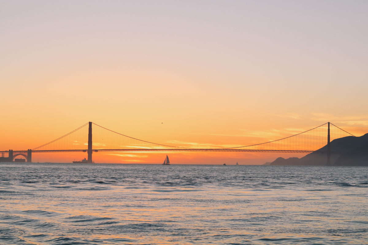 A San Fransisco visitor's guide: the best places to eat, sights to see, and shops to visit.
