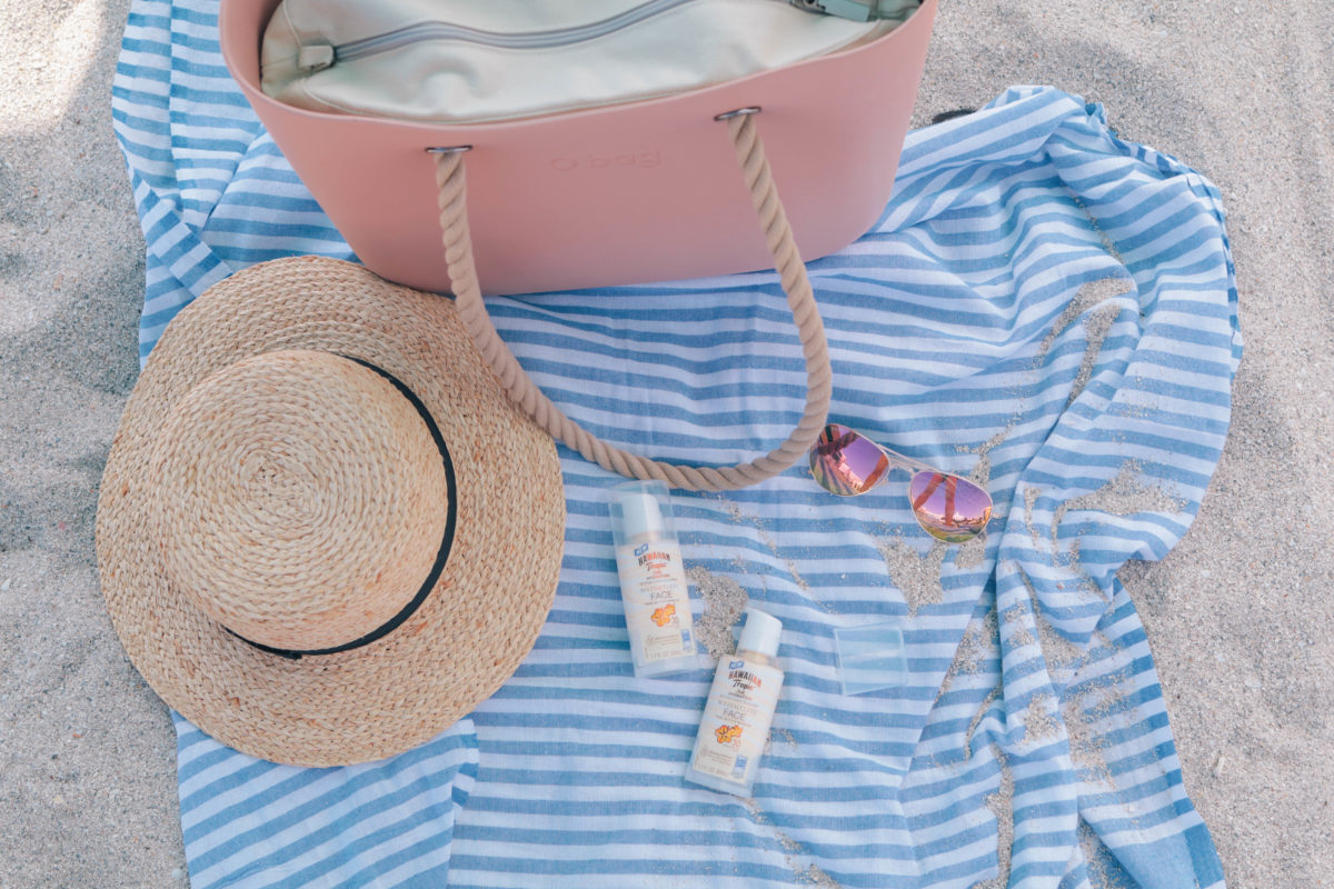 Style and beauty blogger, Leigha Gardner, of The Lilac Press shares a favorite sunscreen by Hawaiian Tropic for days in the sun in South Beach, Miami. 
