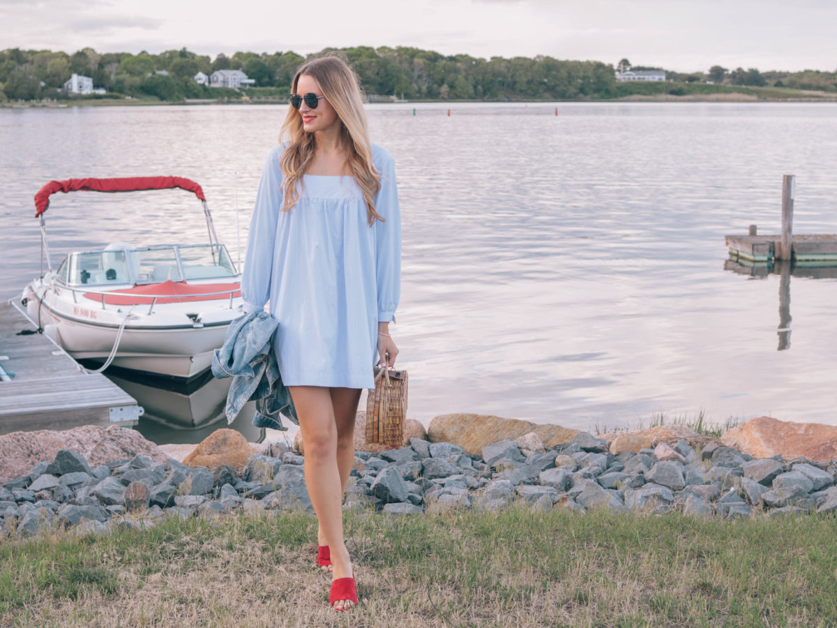Style blogger, Leigha Gardner, of The Lilac Press sharing late summer style with a pop of red.